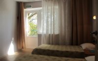 Номер Стандартный 2-местный 1-комнатный №10 (2) — фото «Алые паруса» экоотель (Сатера)