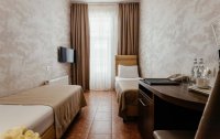 Номер Стандартный 2-местный (с балконом, корпус 2) — фото «Amra Park-hotel & SPA» / «Амра Парк» отель