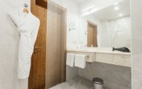 Номер Стандартный 2-местный (с балконом, корпус 3) — фото «Amra Park-hotel & SPA» / «Амра Парк» отель
