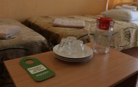 Номер Эконом 3-местный (корпус 1) с частичными удобствами — фото «Ателика Горизонт Алушта» курортный отель