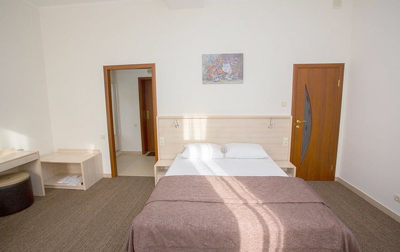 Номер Апартаменты Стандартный 4-местный 1-комнатный (Family Room) — фото