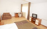 Номер Полулюкс Junior Suite 3-местный 1-комнатный — фото «Атриум» гостиница