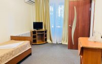 Номер Стандартный 3-местный 2-комнатный (корпус №1) — фото «Айтар» пансионат