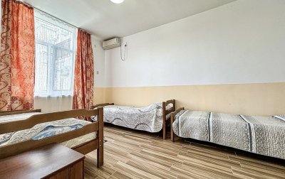 Номер Комфорт 4-местный 2-комнатный (корпуса 5-9, 10, 11) — отель «Дубравушка» курортный отель