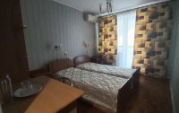 Номер Номер  2-местный 2-комнатный (корпус 1, 1 категория) — фото «Феодосия» пансионат
