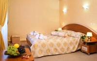 Номер Люкс 2-местный 2-комнатный — фото «GOLDEN FAMILY RESORT» / «Голден Фемили Резорт» санаторно-курортный комплекс