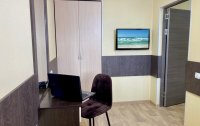Номер Семейный Делюкс 5-местный 2-комнатный (корпус 1) — фото «Голубая Волна» санаторий