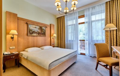 Номер Люкс Семейный 4-местный — отель «Grand Hotel Polyana» / «Гранд Отель Поляна» гостиница