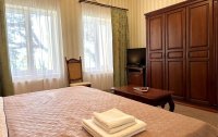 Номер Комфорт 2-местный 1-комнатный (DBL, без балкона, море) — фото «Империал 2011» отель