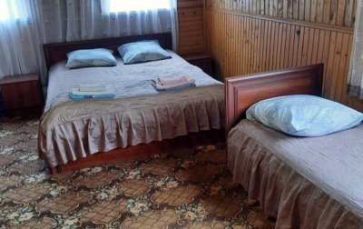 Номер Стандартный Семейный 2-местный 2-комнатный (корпус Охотничий) — отель «КАСА де ЛАРА» гостевой дом