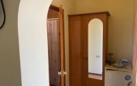 Номер Стандартный 2-местный 1-комнатный (с кондиционером) — фото «Ласточкино Гнездо» гостевой дом