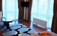 Номер Люкс Студио 2-местный 1-комнатный — фото «На Эскадронной» отель