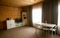 Номер Коттедж 4-местный 3-комнтаный (Деревянный сруб) — фото «Нарлен» отель