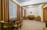 Номер Люкс 2-местный 2-комнатный — фото «Планета» санаторий