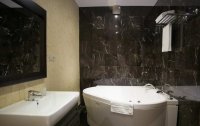 Номер Люкс 2-местный 2-комнатный (в Главном корпусе, 7-8 этаж) — фото «Прометей Клуб» отель
