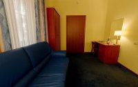 Номер Сьют 2-местный 2-комнатный (в Коттеджах, мансардный) — фото «Прометей Клуб» отель