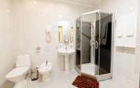 Номер Сьют 2-местный 2-комнатный (в Коттеджах, мансардный) — фото «Прометей Клуб» отель
