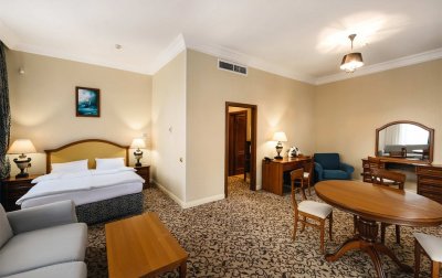 Номер Полулюкс 2-местный 1-комнатный (корпус Классик) — отель «Riviera Sunrise Resort & SPA» / «Ривьера Санрайз» отель