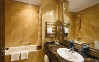 Номер Полулюкс 2-местный 1-комнатный (корпус Классик) — фото «Riviera Sunrise Resort & SPA» / «Ривьера Санрайз» отель