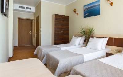 Номер Стандартный 3-местный (корпус 2) — отель «Санмаринн» / «Sunmarinn Resort Hotel All inclusive» отель
