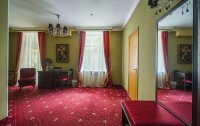 Номер Люкс 2-местный 2-комнатный — фото «Симферополь Гранд-Отель» отель (бывш. «Украина»)