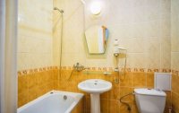 Номер Стандартный 1-местный 1-комнатный — фото «Симферополь Гранд-Отель» отель (бывш. «Украина»)
