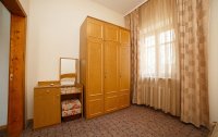 Номер Номер 2-местный 2-комнатный (3 категории, корпус 9) — фото «Судак» ТОК
