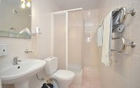 Номер Повышенной Комфортности 4-местный — фото «Сурож» гостиница
