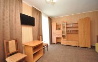 Номер Стандартный Улучшенный 4-местный — фото «Сурож» гостиница
