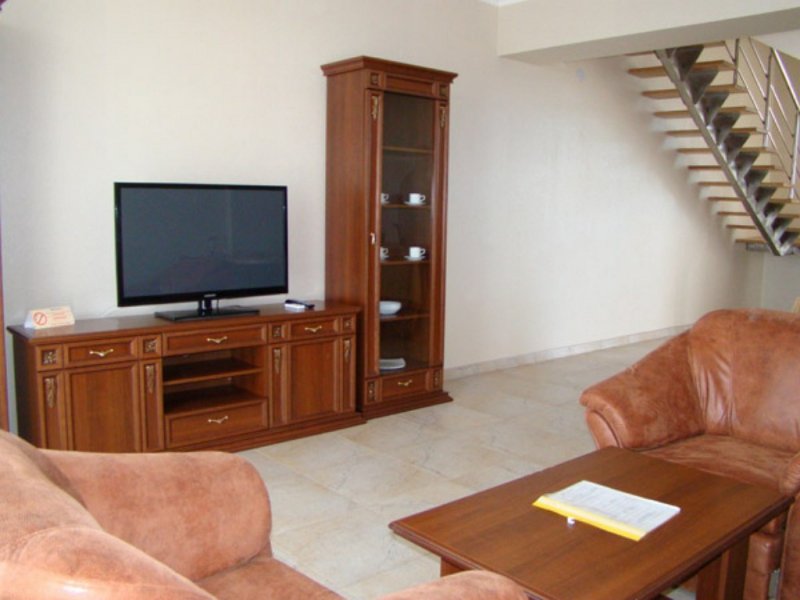 Номер 2-х уровневый Супериор с видом на море в корпусе — фото