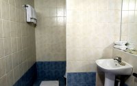 Номер Комфорт 2-местный 2-комнатный (вид на море корпус 2) — фото «Утес» санаторий
