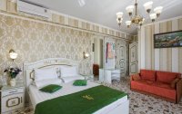 Номер Полулюкс VIP Семейный 2-местный 1-комнатный (корпус 3 «Валенсия») — фото «Вилла Валентина» гостиница