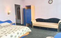 Номер Стандартный плюс  3-местный 1-комнатный — фото «Южная ночь» гостиница